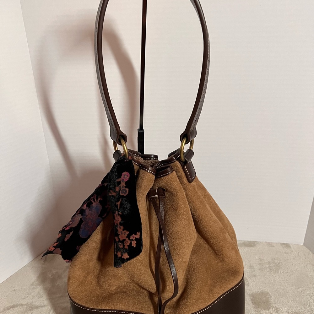 Lands' End Tan and Brown bucket bag